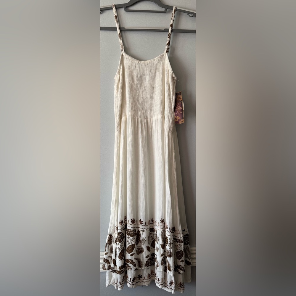 NWT Raya Sun Ivory And Brown Dress (Size: M)